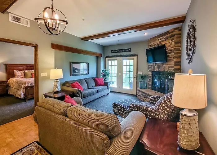 River Place 527